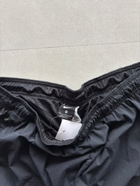 NIKE LIVERPOOL SHORTS - XL