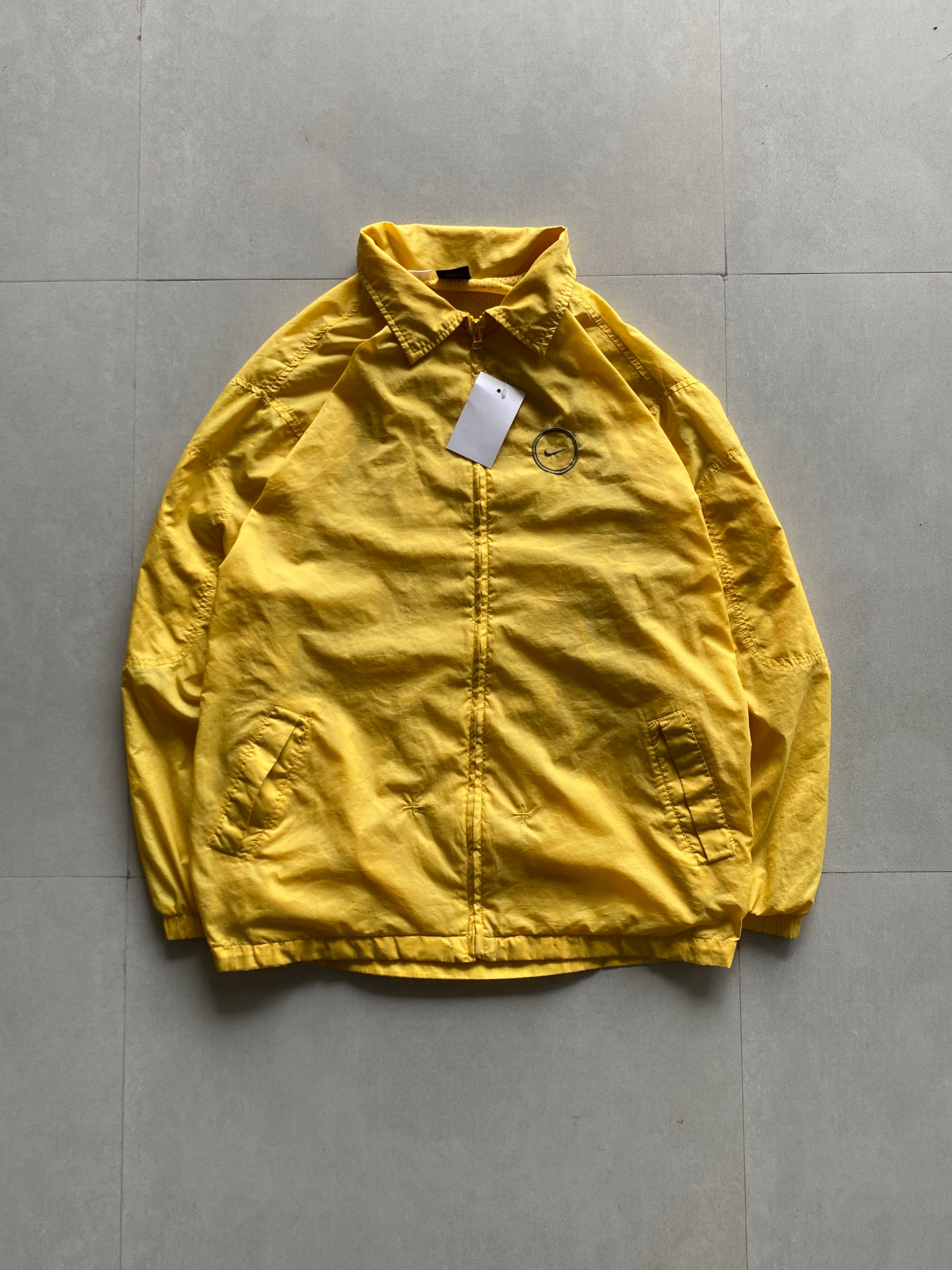 VINTAGE NIKE SPELL OUT JACKET - XL