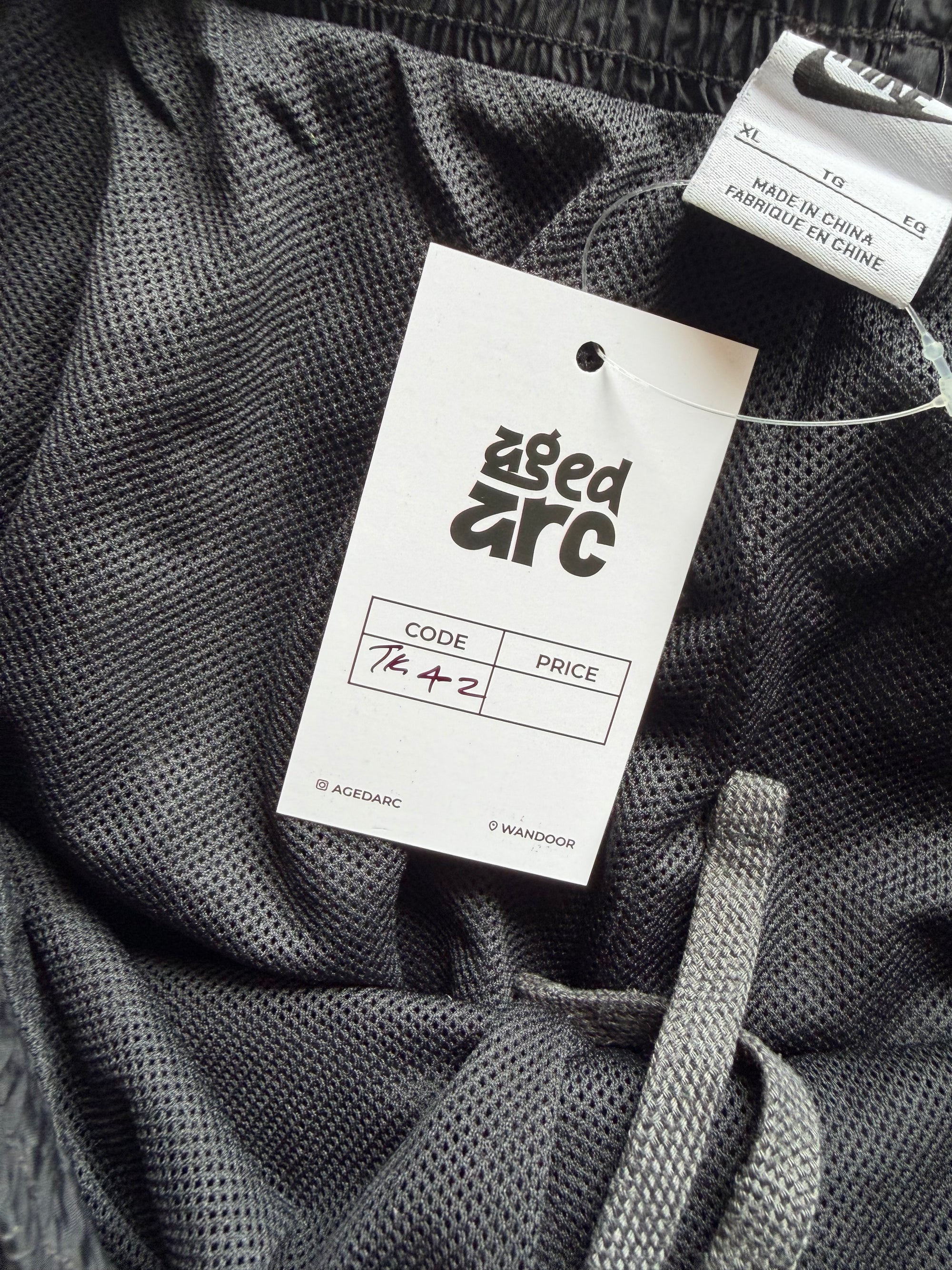 VINTAGE NIKE TRACK PANT42 - M