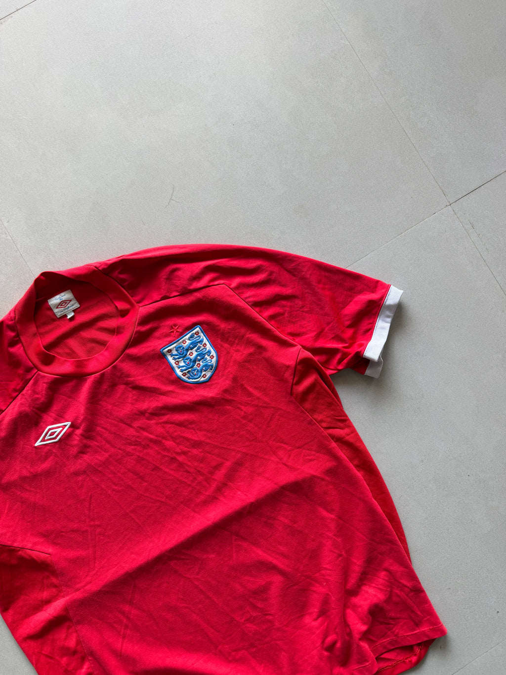 2010 UMBRO ENGLAND JERSEY - XL