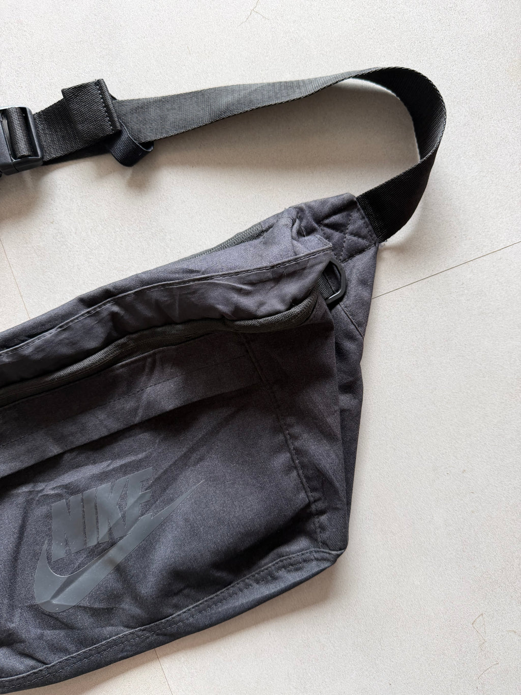NIKE SHOULDER BAG