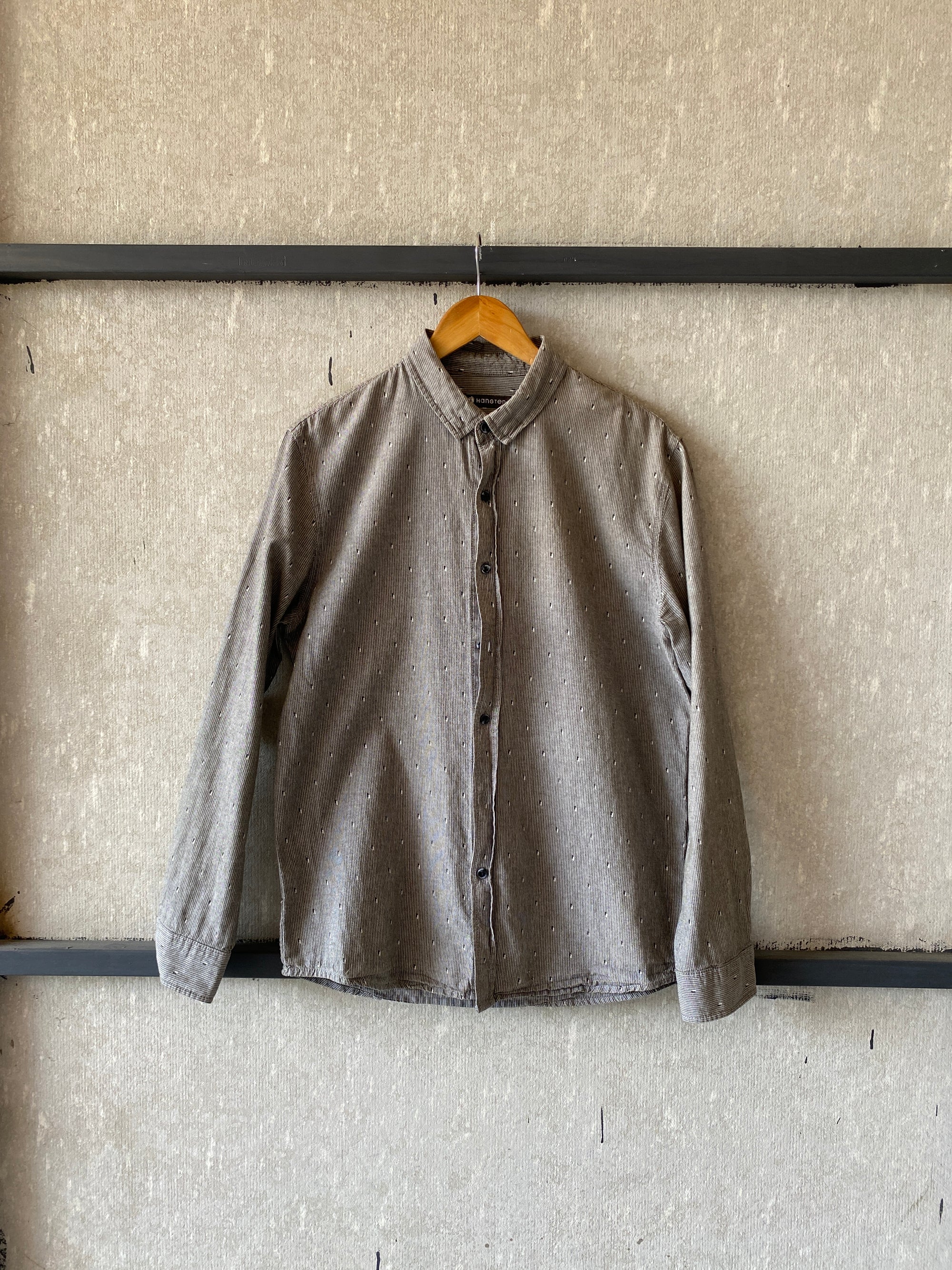 HANGTEN PRINTED SHIRT - M