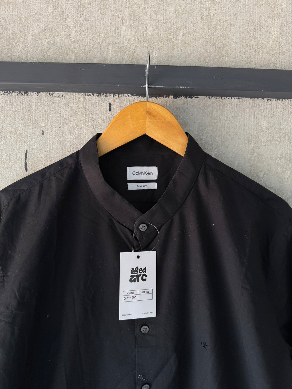 CALVIN KLIEN SHIRT - L ST50