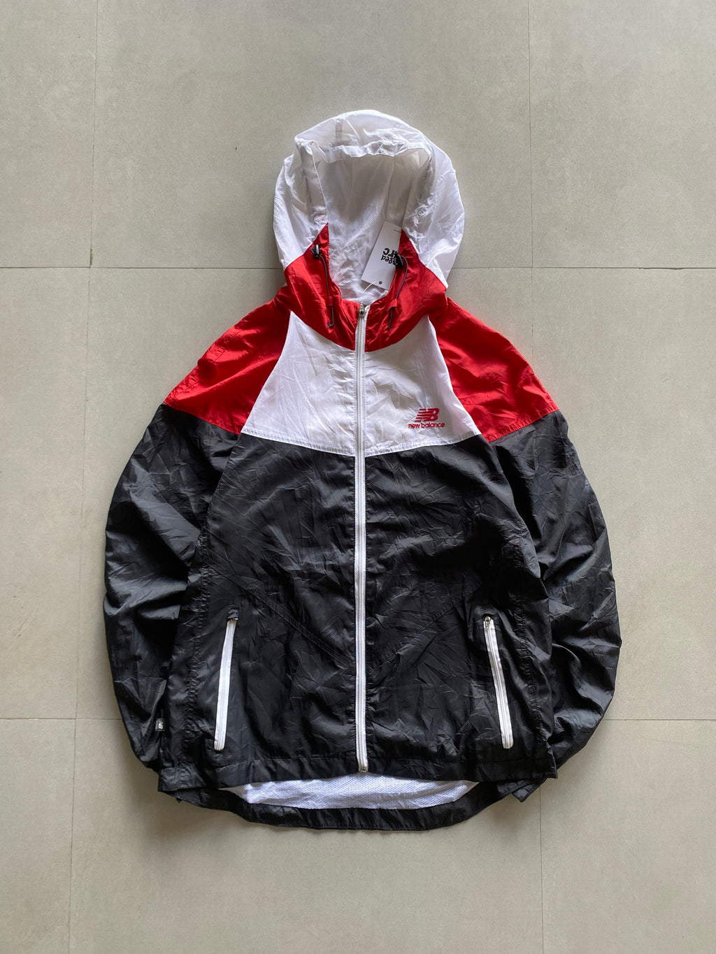 NEW BALANCE HOODED JACKET - M