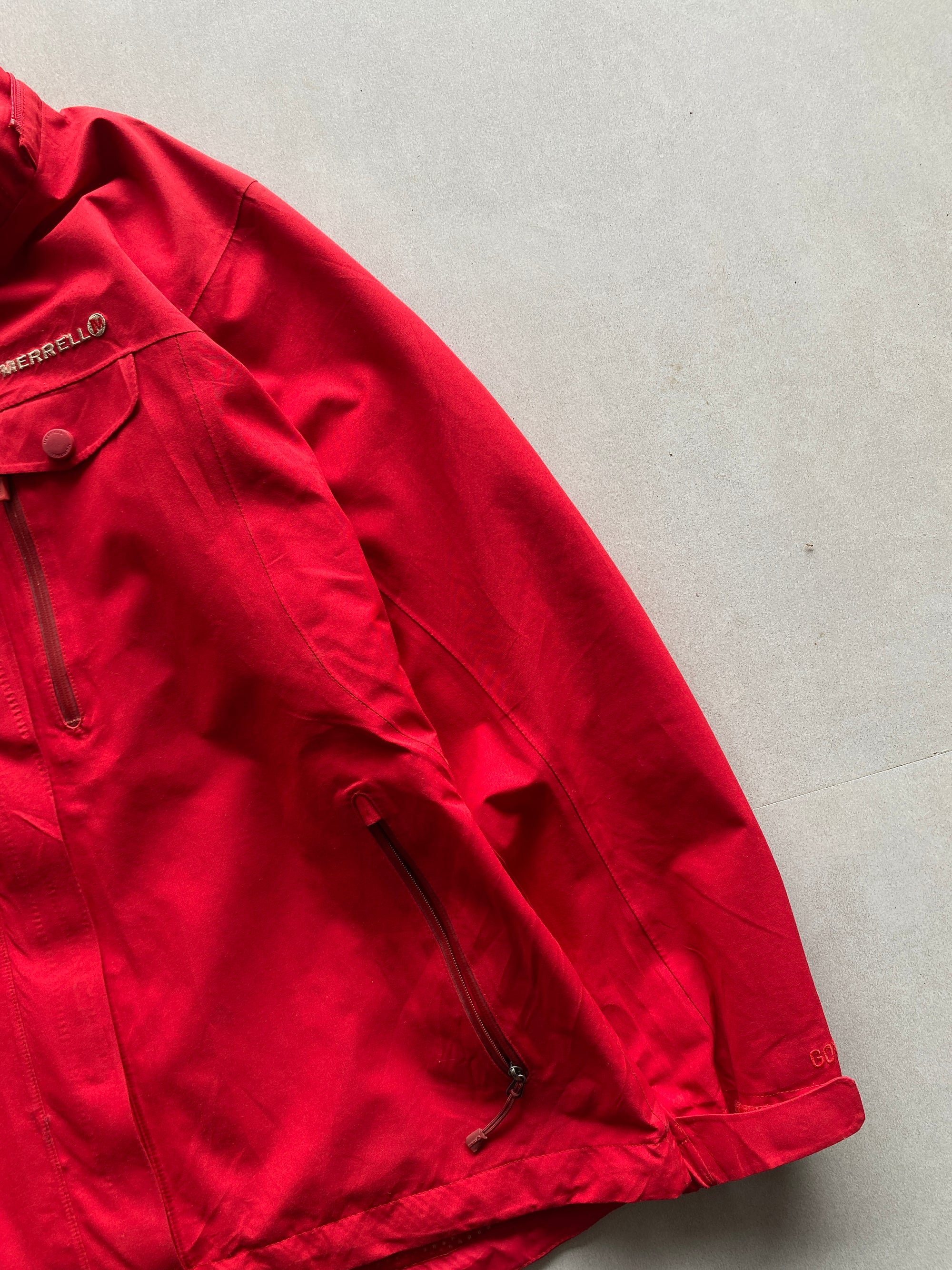 MERRELL GORTEX JACKET - M