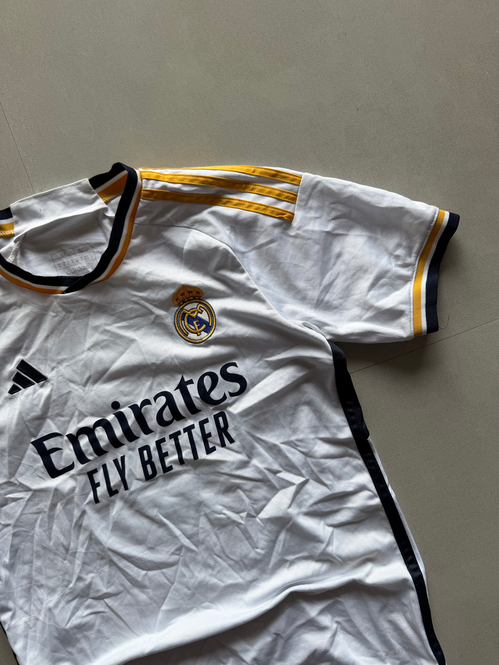 2023 ADIDAS REAL MADRID JERSEY - M