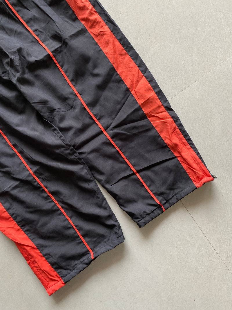 KWON BAGGY TRACK PANT - M