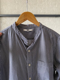 UNIQLO STRIPED SHIRT - M