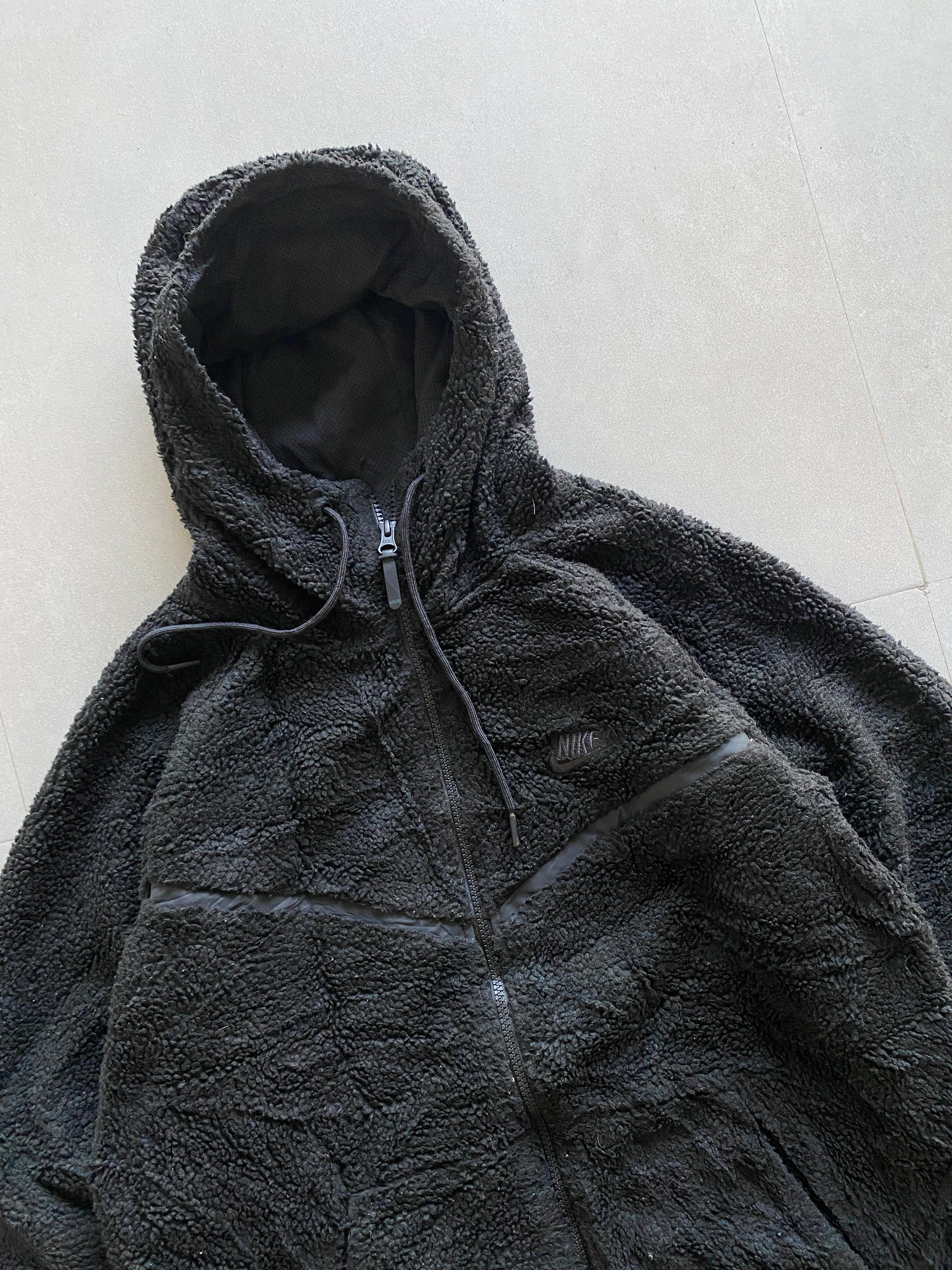 NIKE TECH FLEECE - L