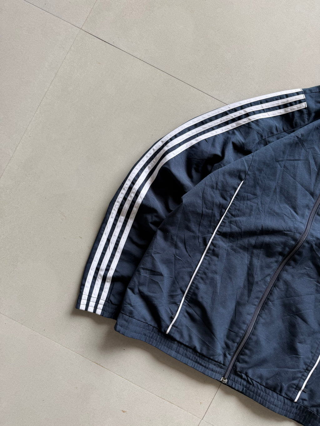VINTAGE ADIDAS STRIPED JACKET - M
