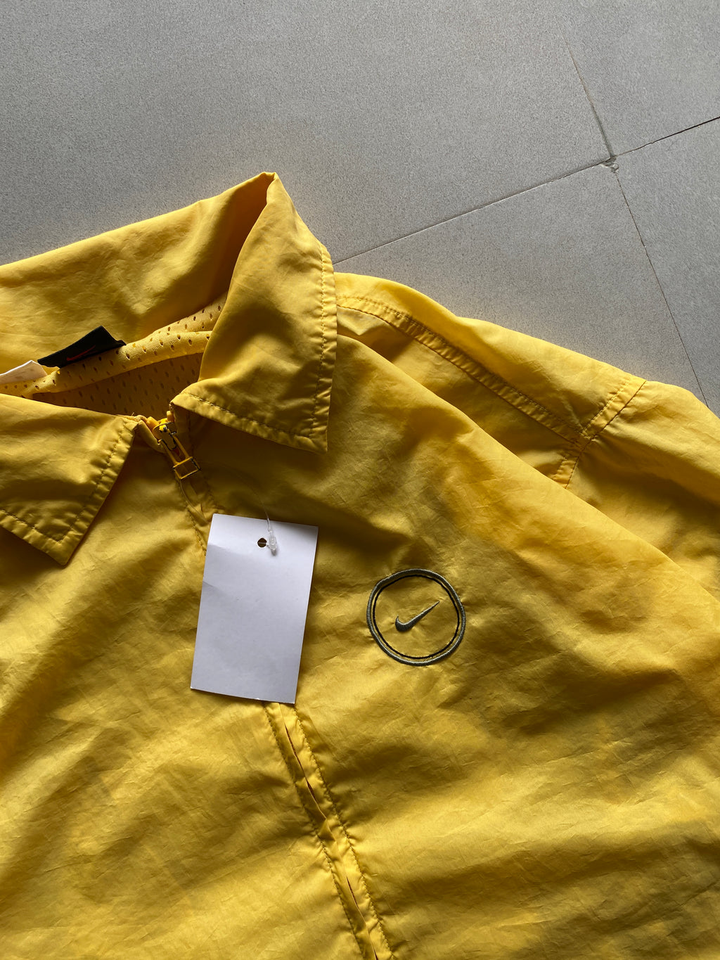VINTAGE NIKE SPELL OUT JACKET - XL