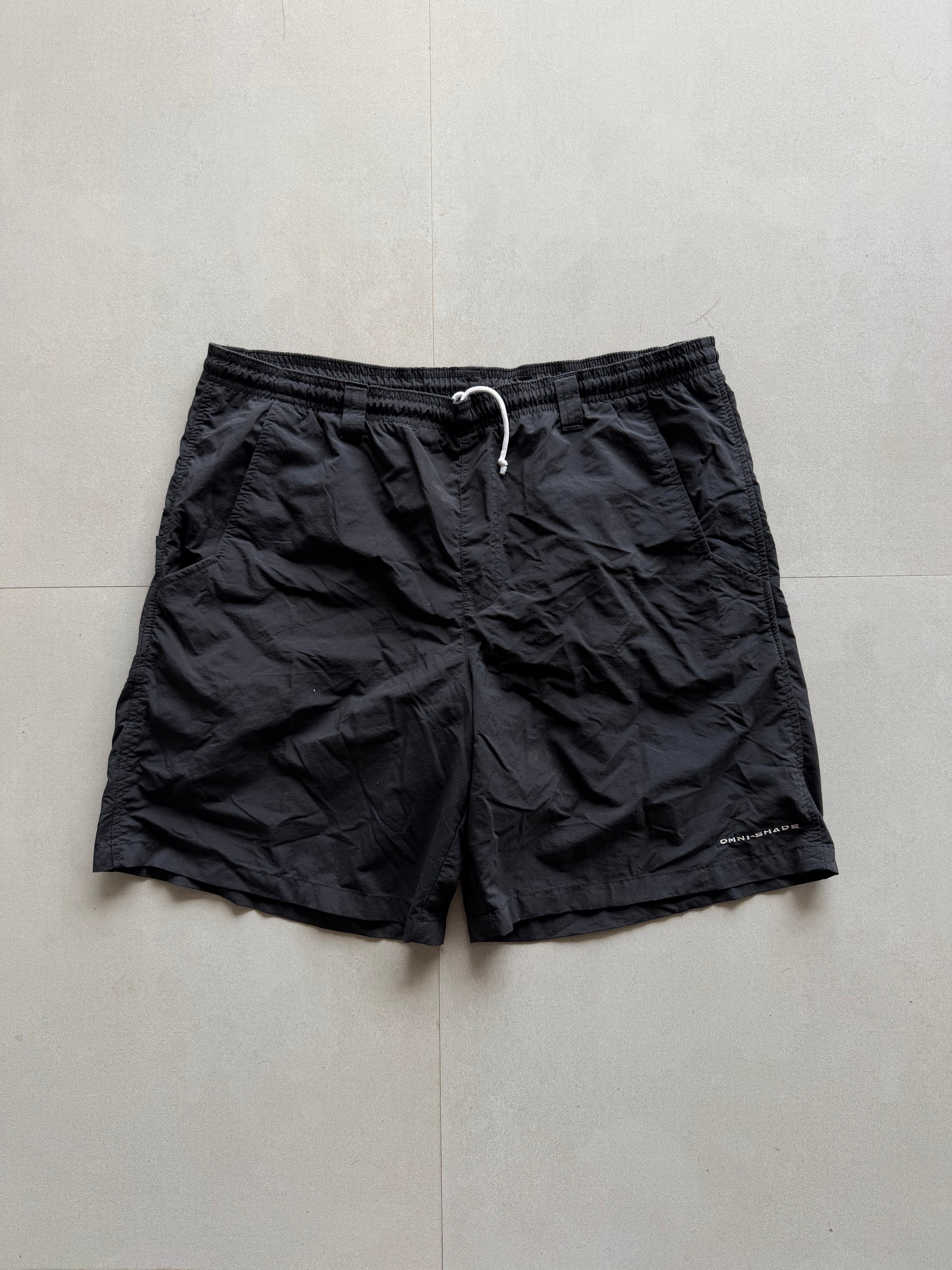 COLUMBIA SHORTS - L