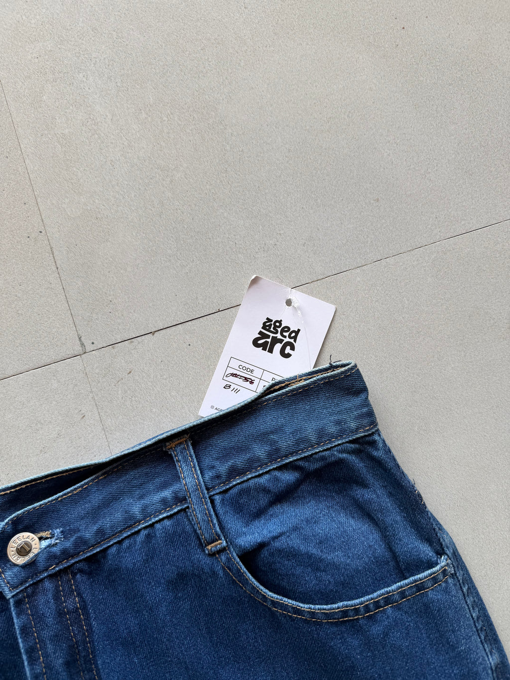 B111 BOOTCUT DENIM - M