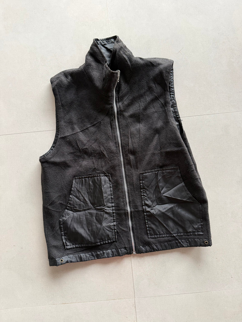 90S TOMMY HILFIGER VEST - L