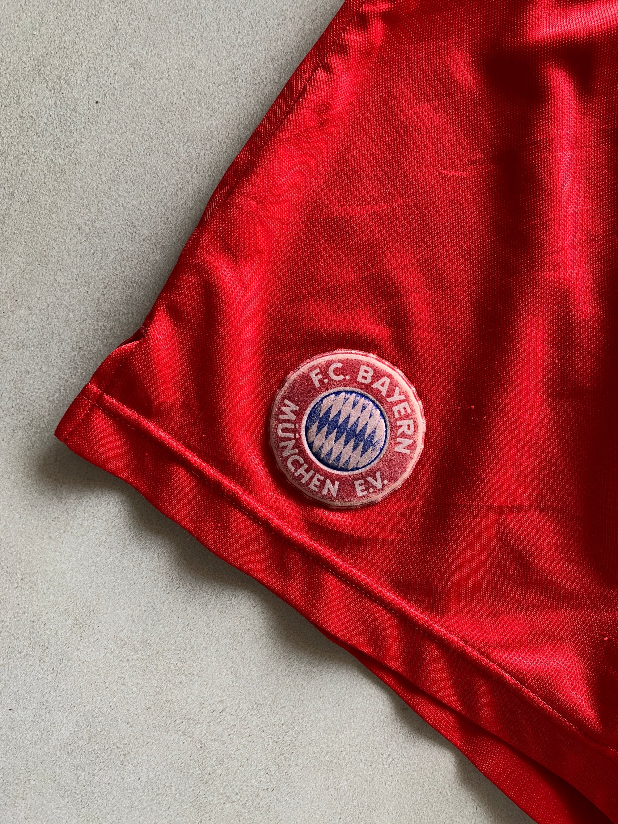 1992 ADIDAS BAYERN SHORTS -  M
