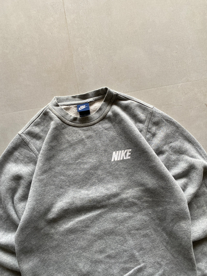 VINTAGE NIKE CREW NECK - M