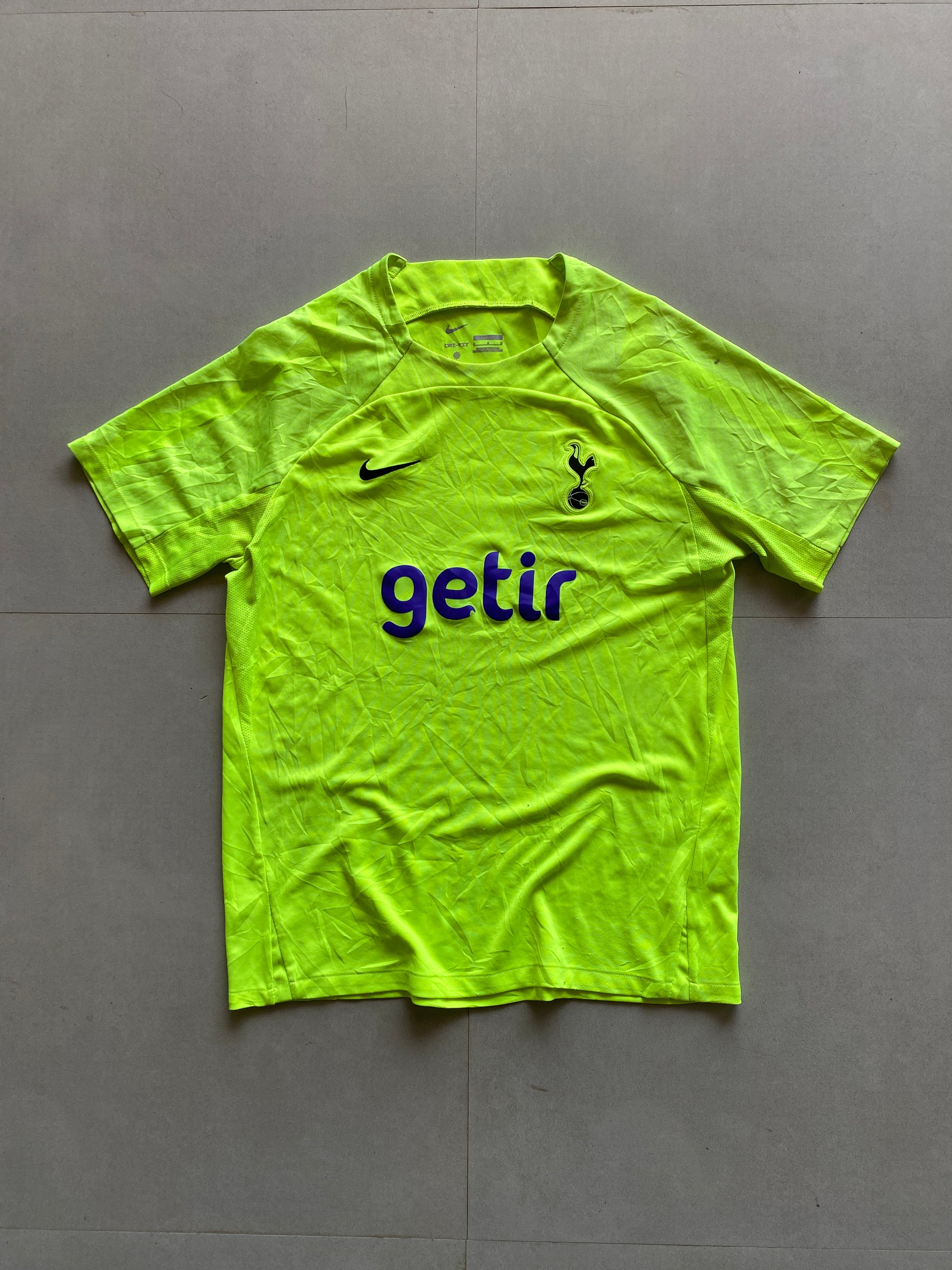 2022 NIKE TOTTENHAM TRAINING JERSEY - M