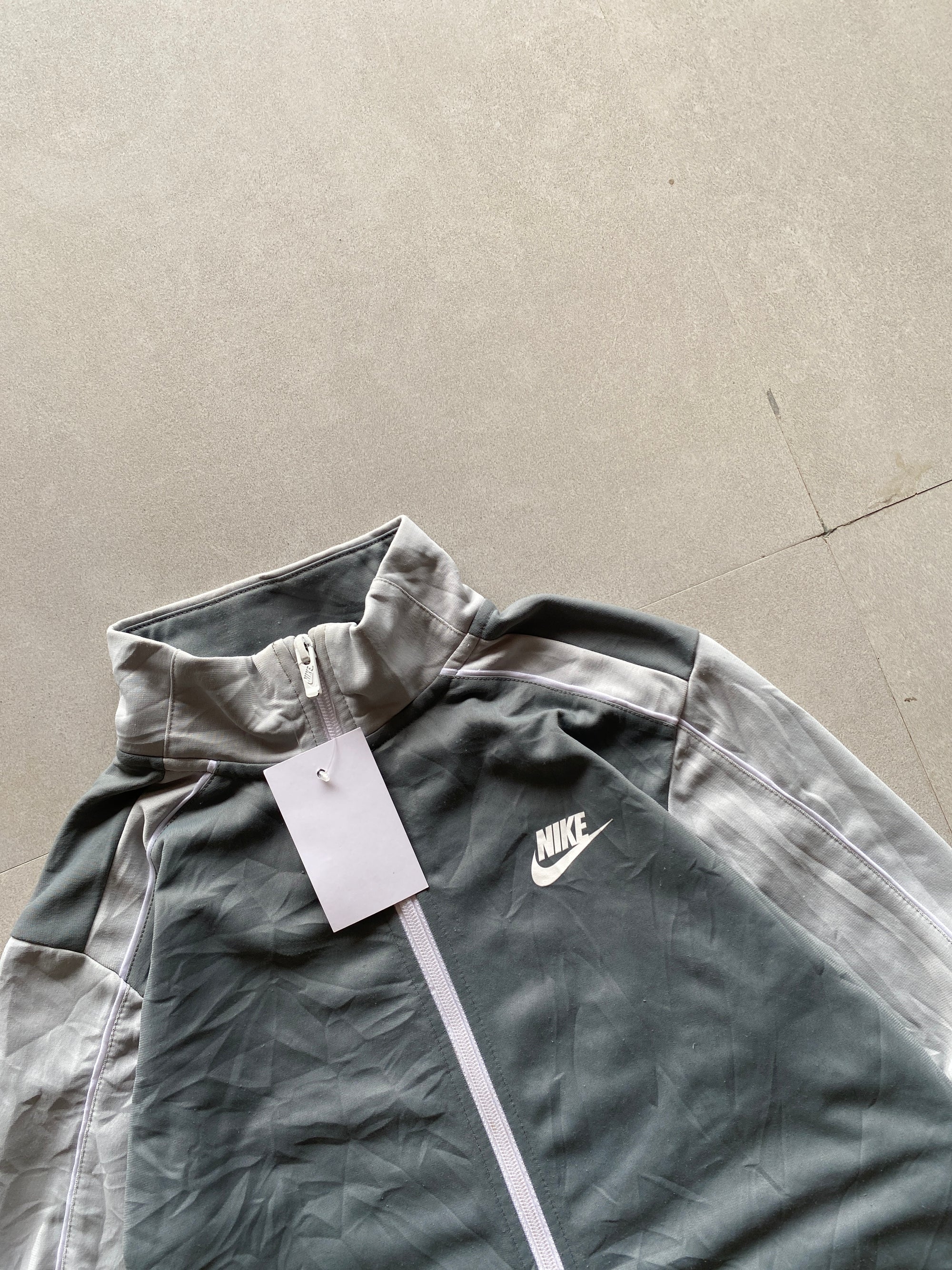 NIKE SOLID JACKET - S