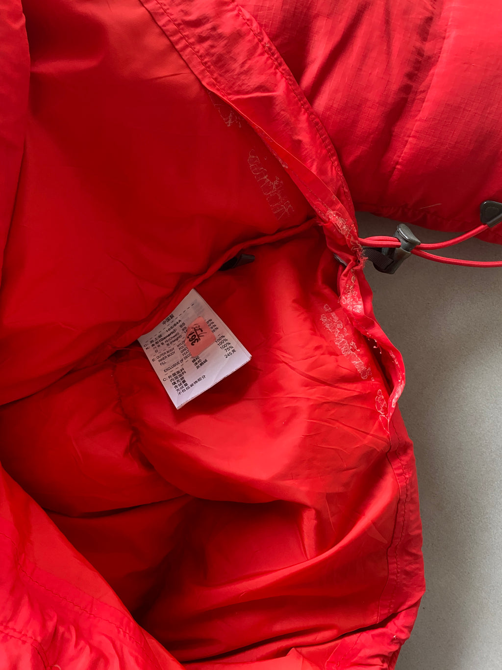 NIKE ACG 550 PUFFER JACKET -S