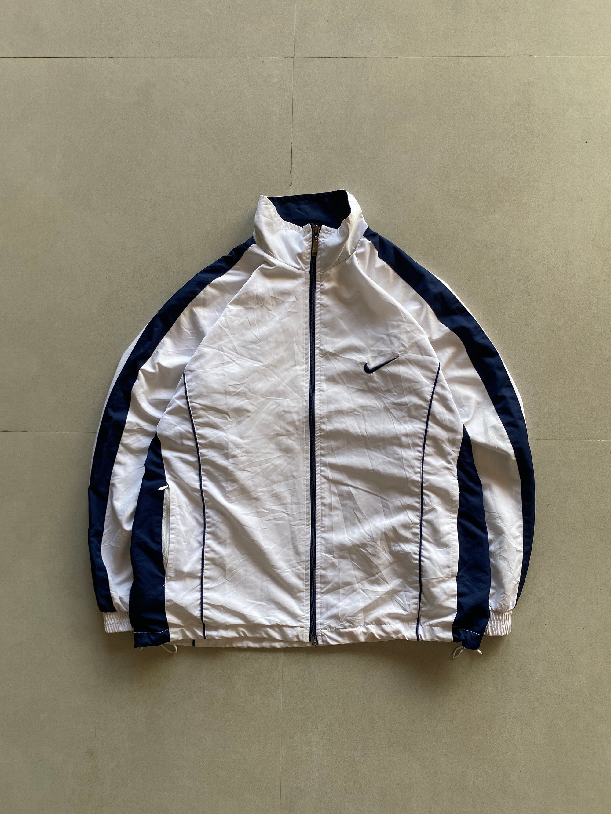 VINTAGE NIKE JACKET - L