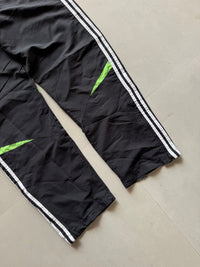 ADIDAS STRIPED TRACK PANT137 - XL