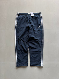 ADIDAS STRIPED TRACK PANT126 - L
