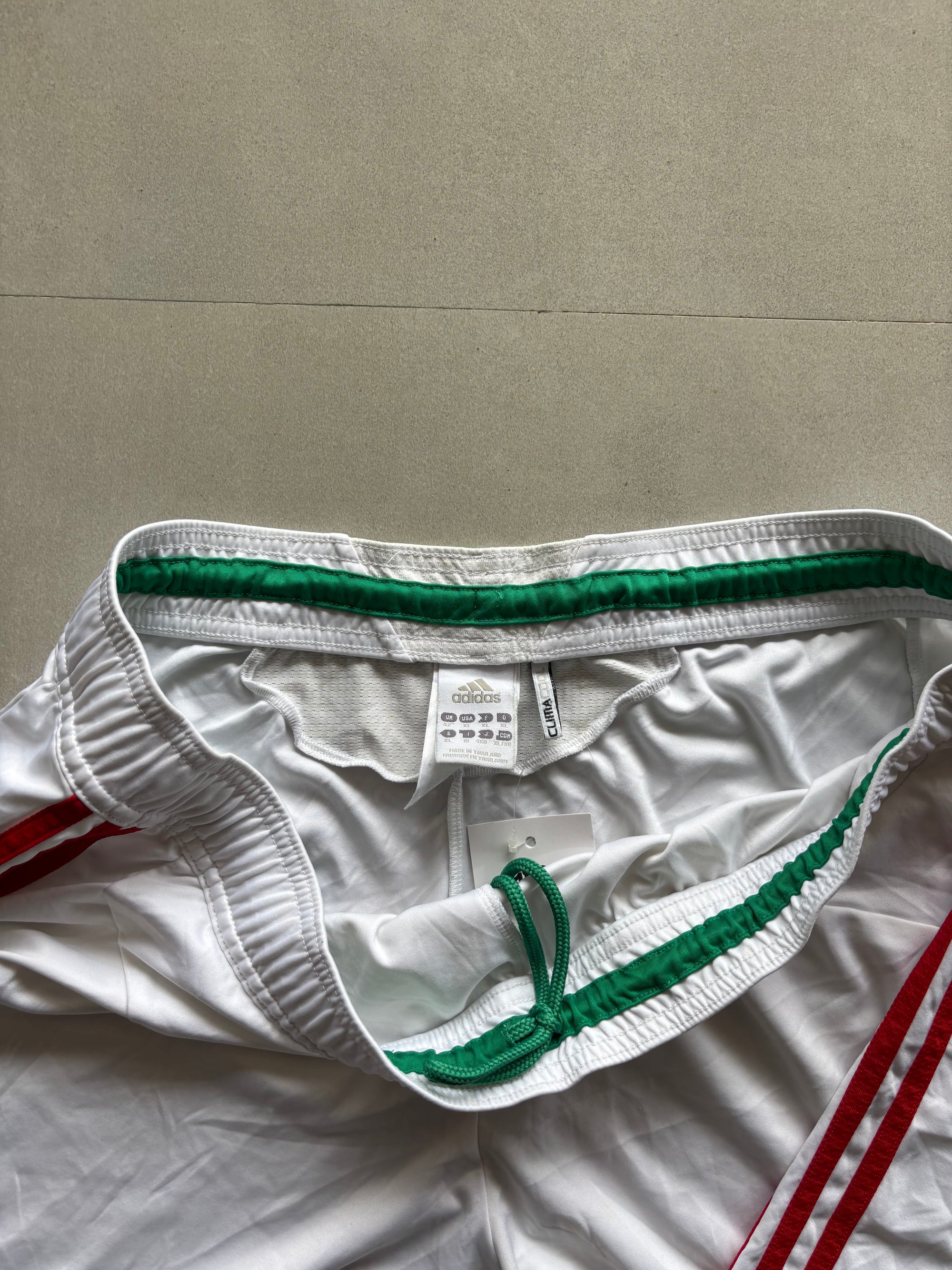 ADIDAS MEXICO 09-10 SHORTS - L