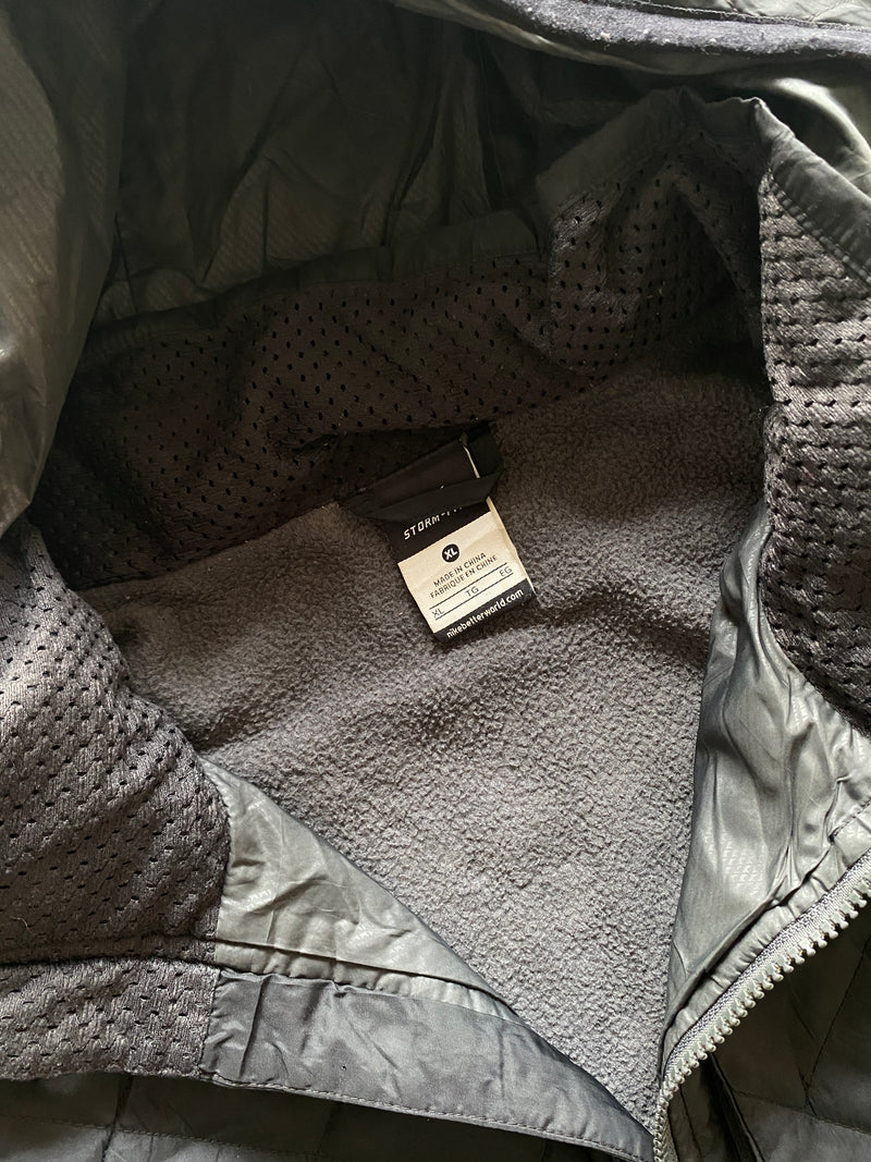 NIKE LIGHT WEIGHT PADDED JACKET - XL