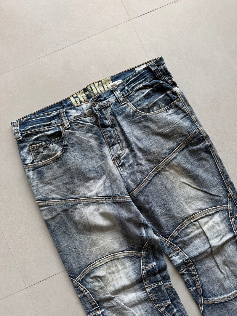 D