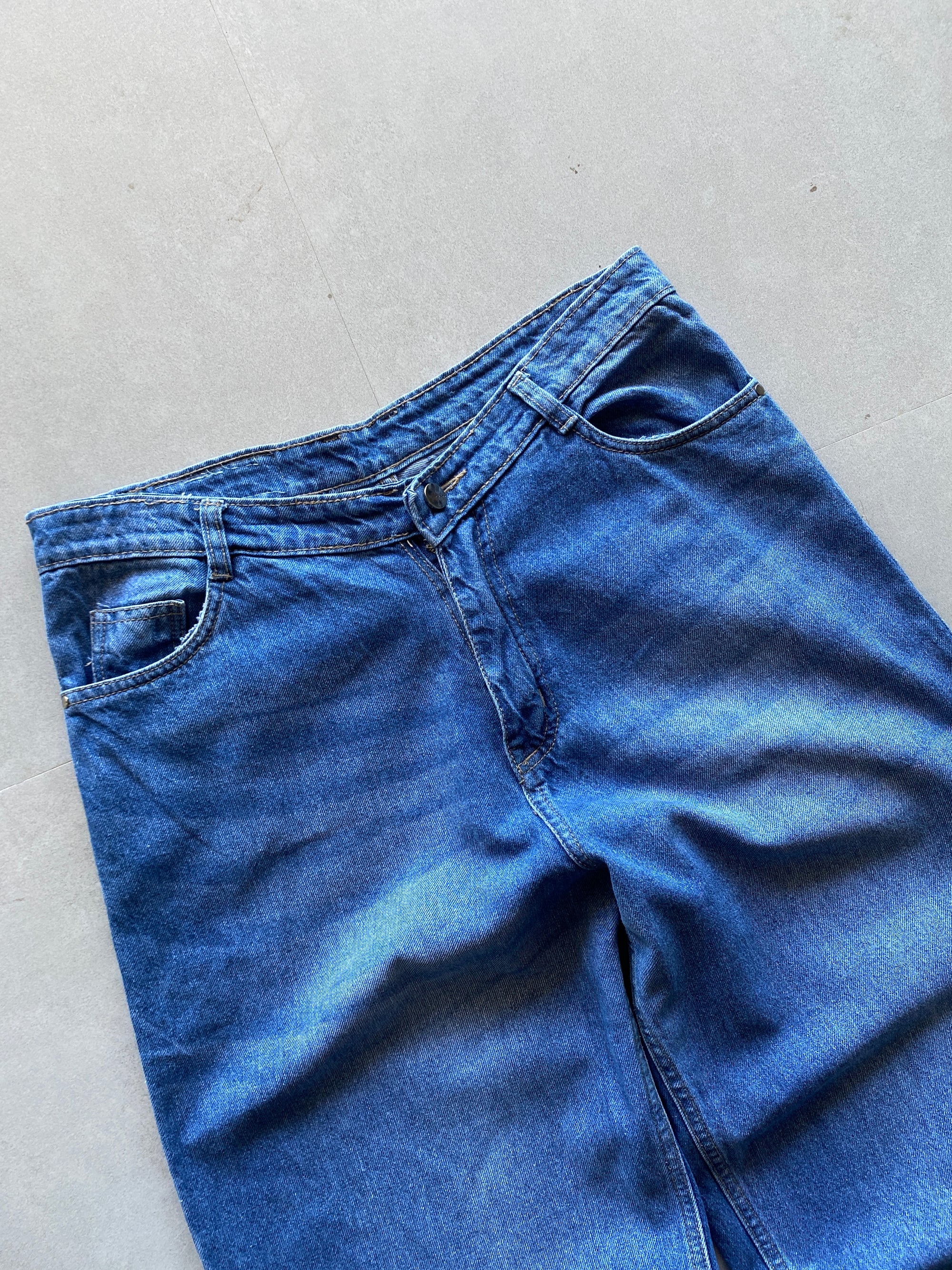 ZARA WIDE LEG DENIM -