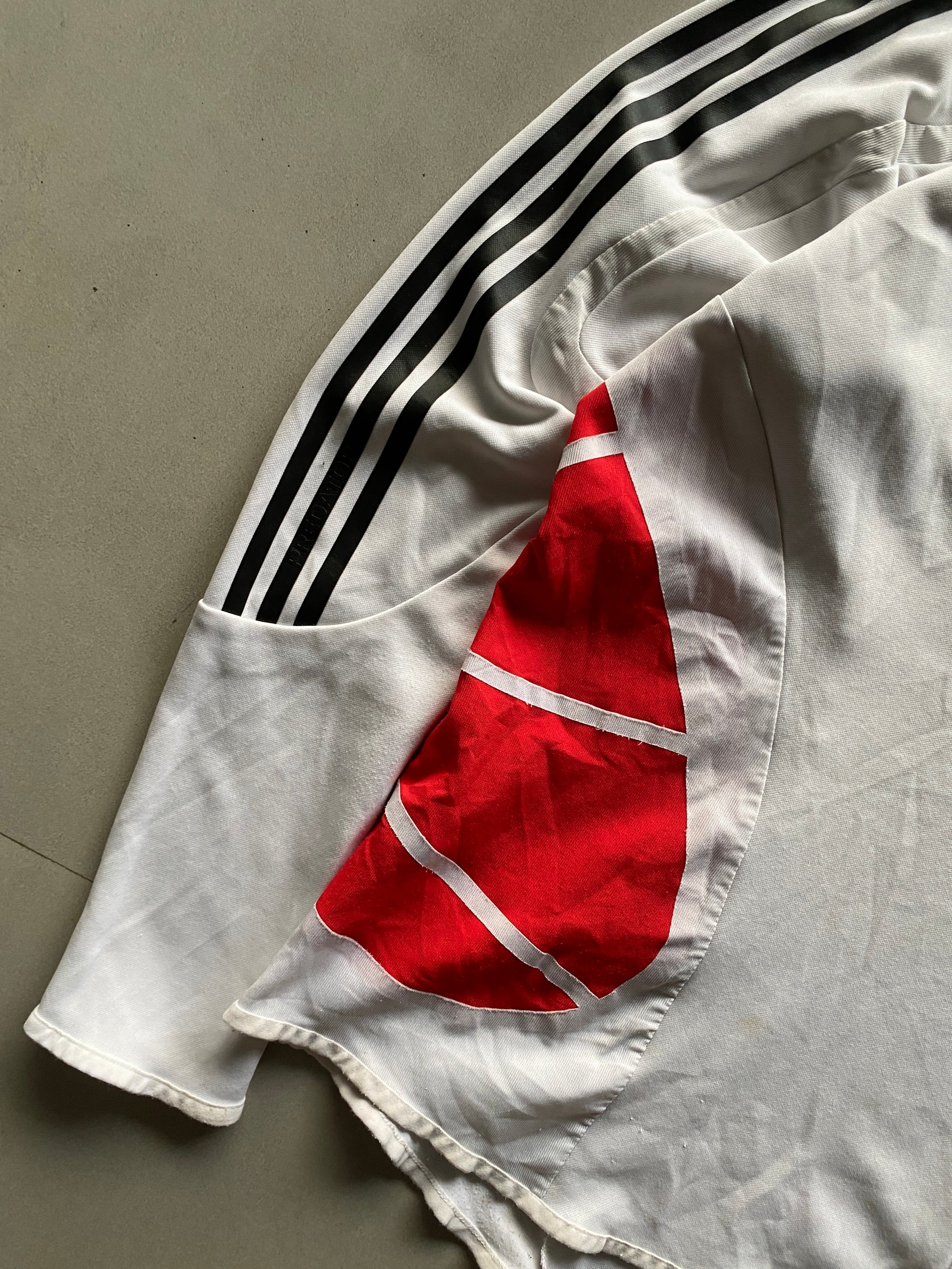 ADIDAS FULL SLEEVE GYM TEE - L