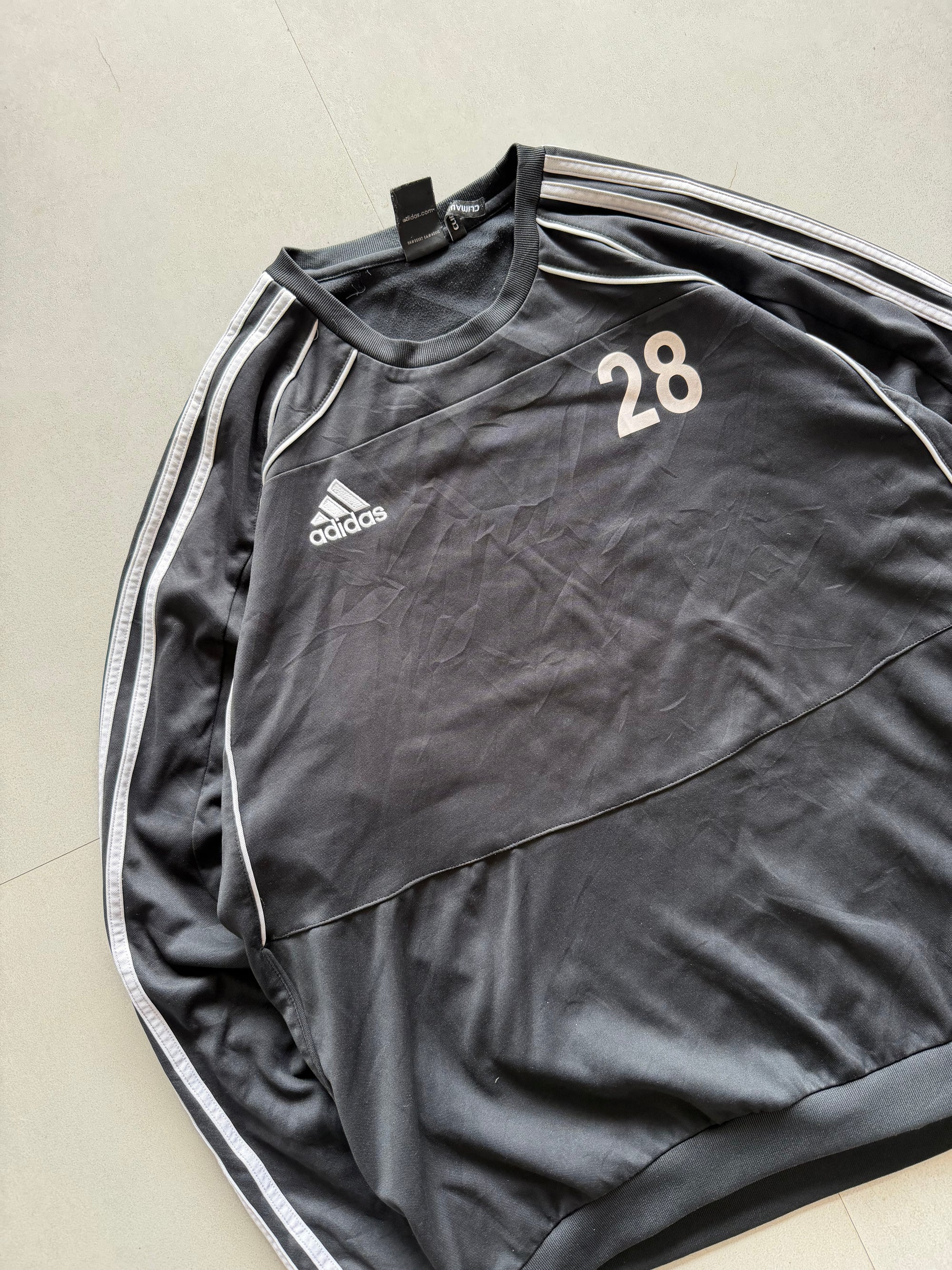 ADIDAS STRIPED PULL OVER - XL