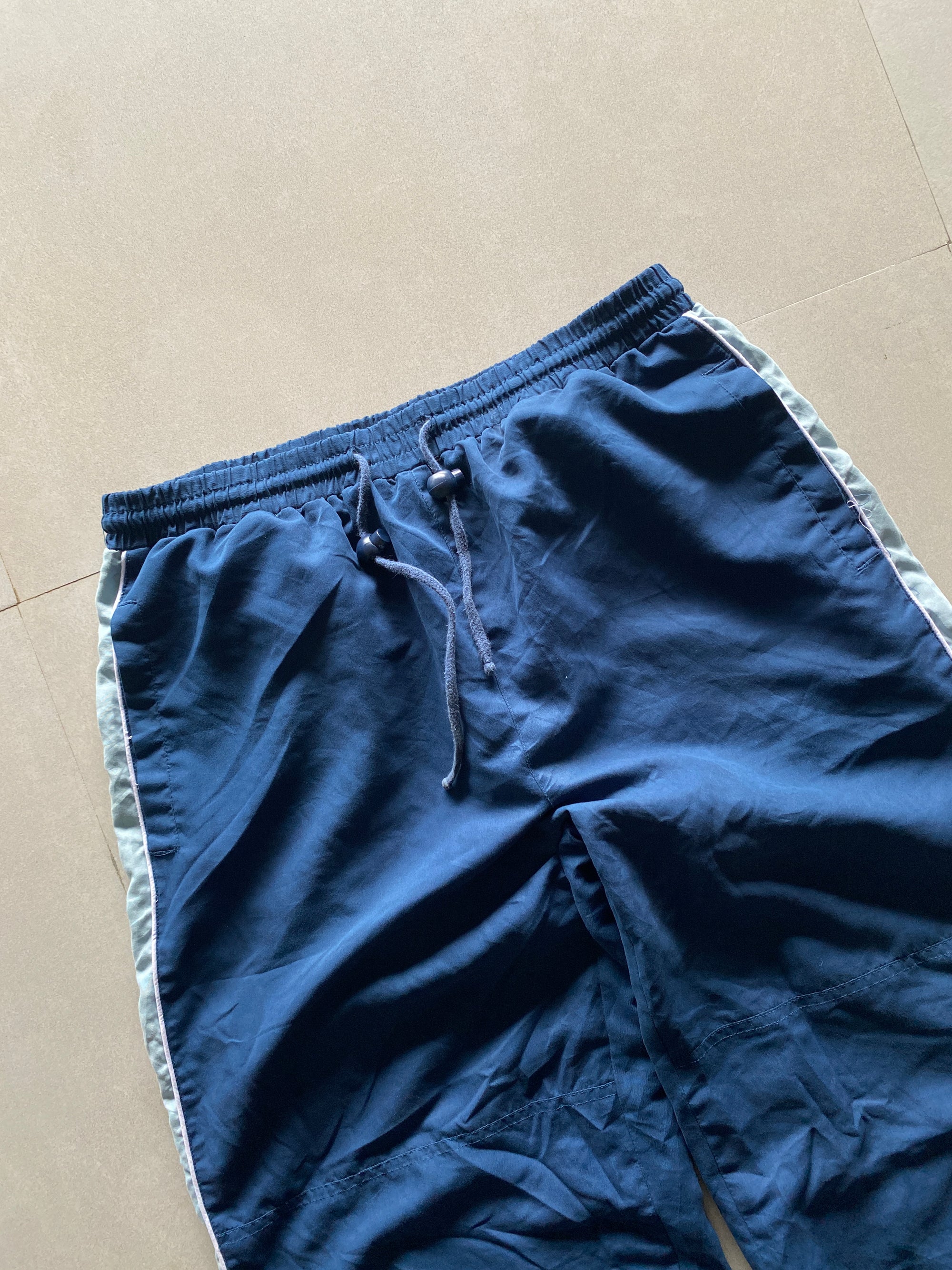 BAGGY TRACK PANT - M