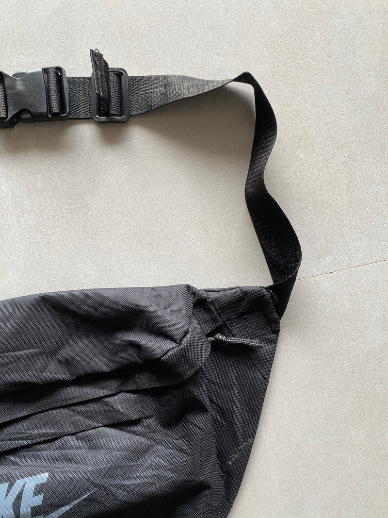 NIKE SHOULDER BAG