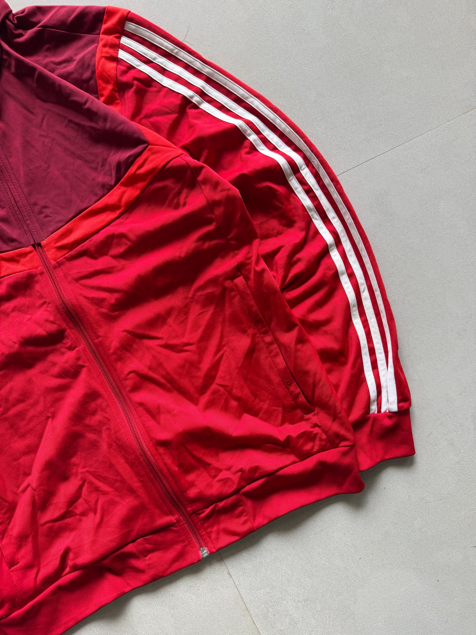 ADIDAS STRIPED JACKET - M