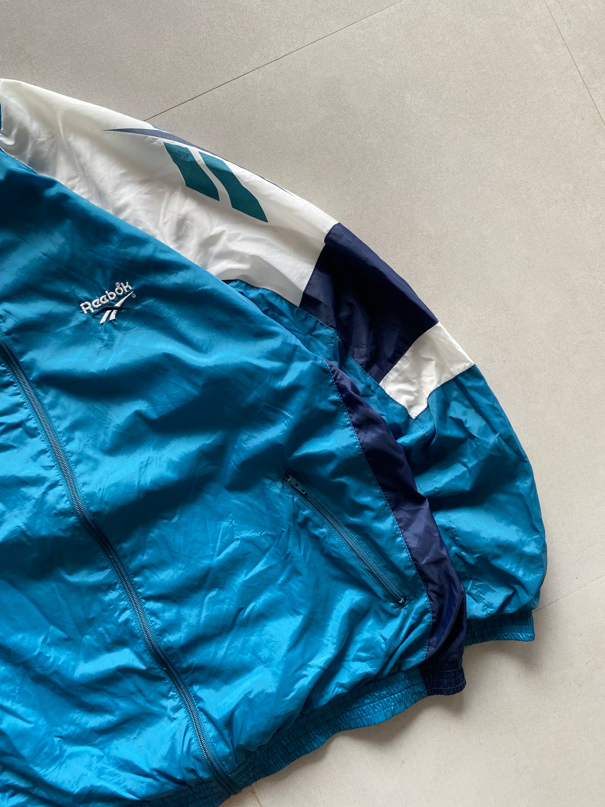 VINTAGE REEBOK JACKET - XL