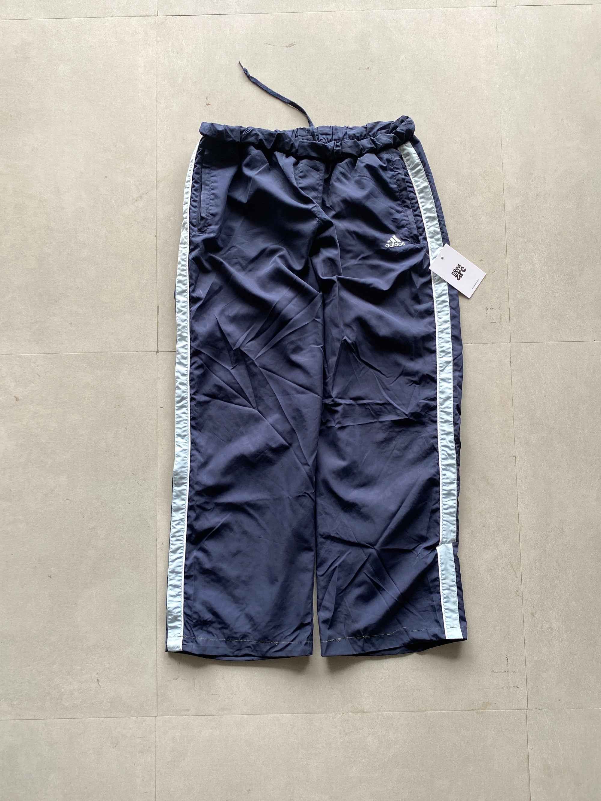 ADIDAS BAGGY TRACK PANT - M