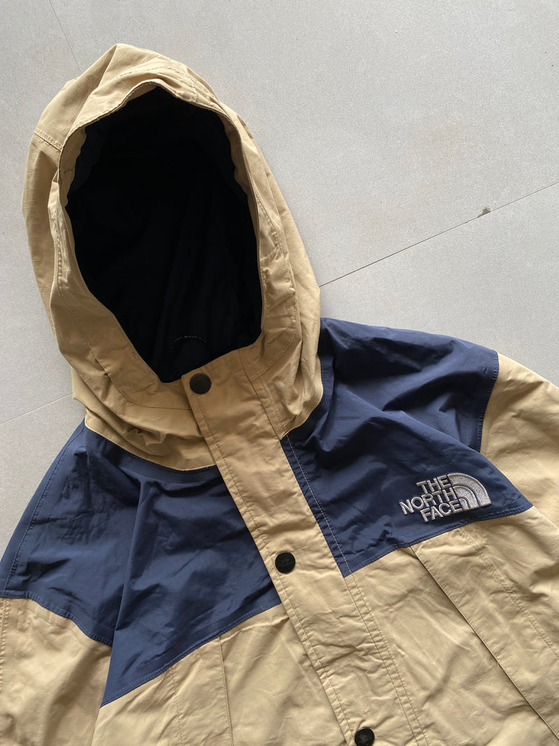 THE NORTH FACE HYVENT JACKET - L