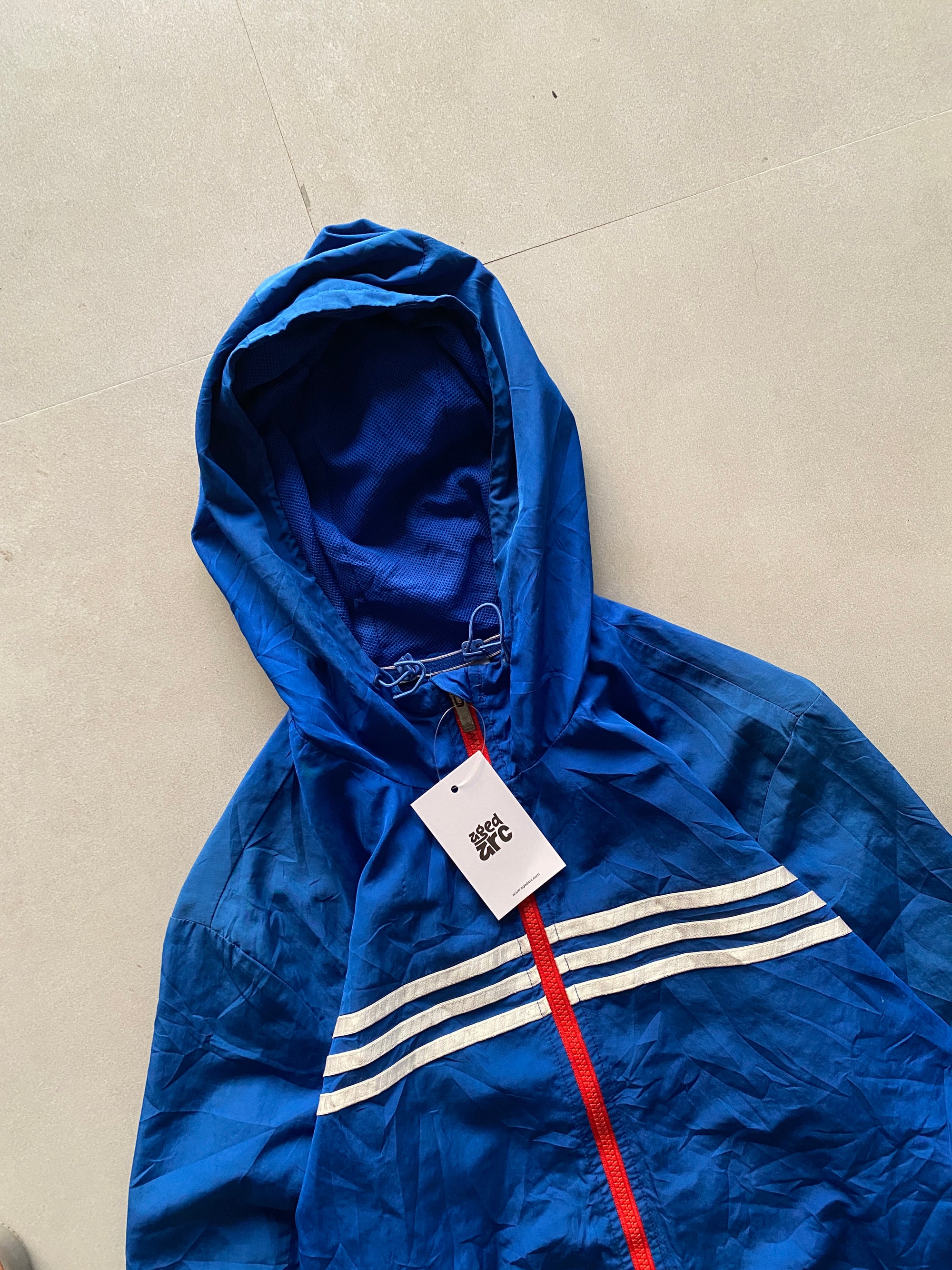 VINTAGE ADIDAS JACKET - M