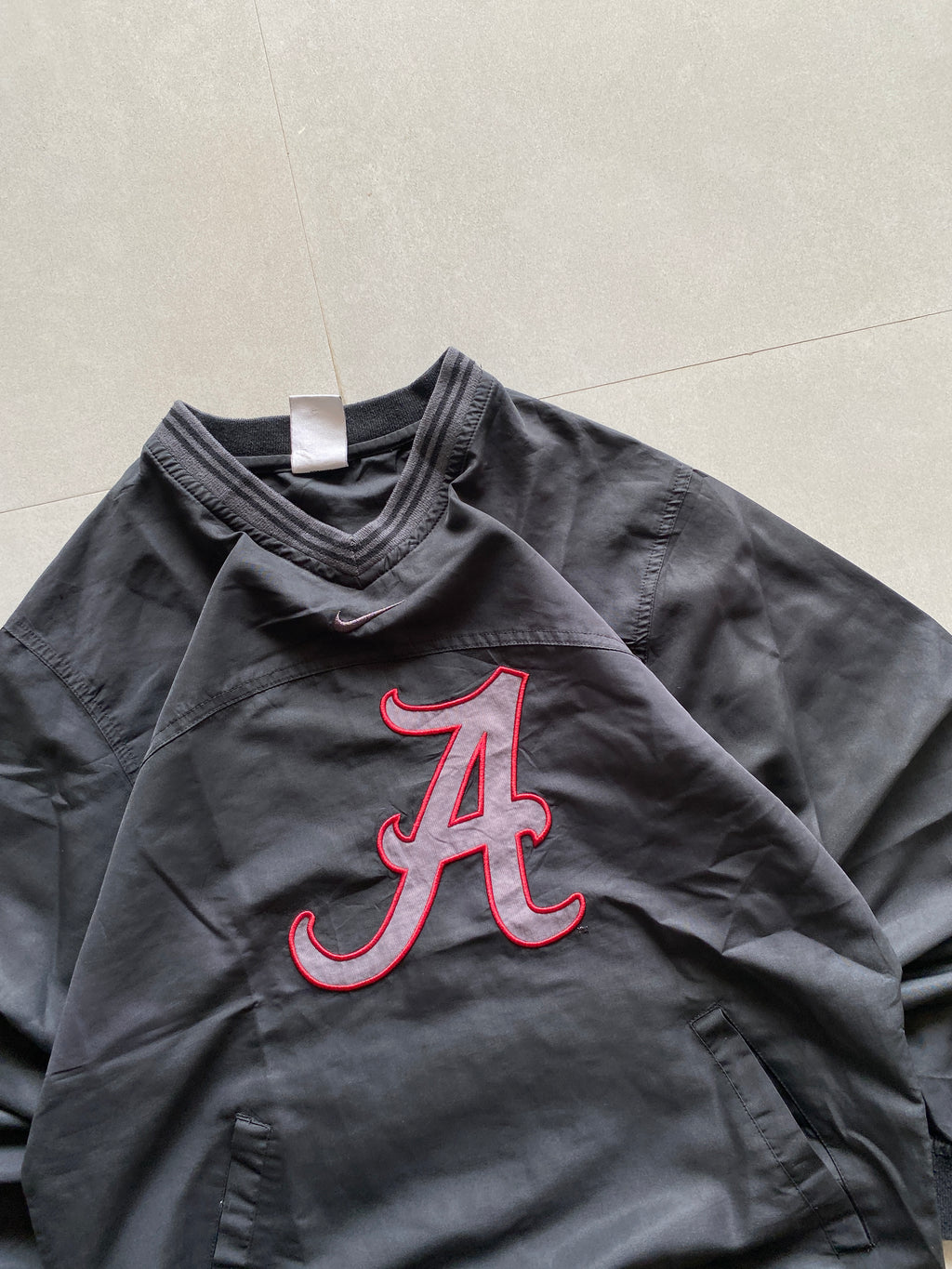 NIKE CENTER SWOOSH PULL OVER - S
