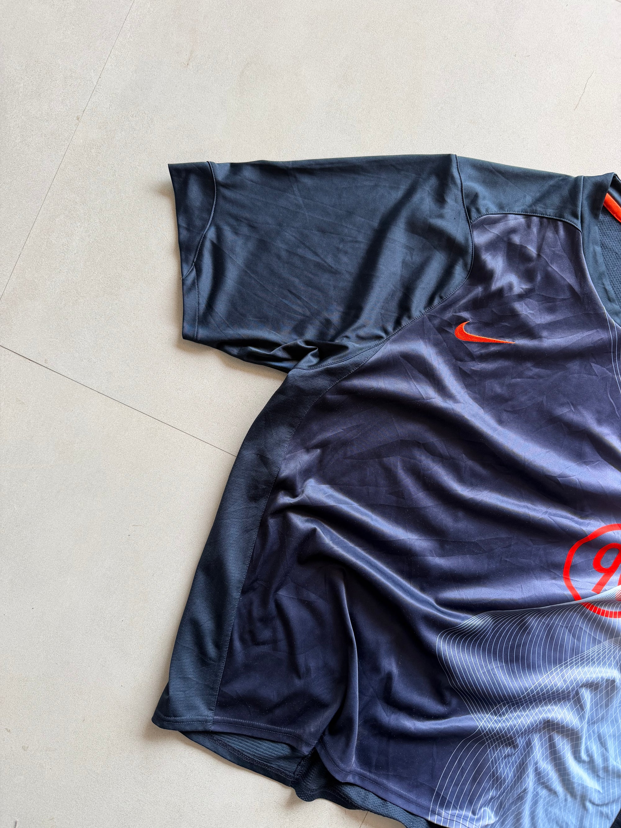 NIKE TOTAL 90 DRI FIT TEE - XL