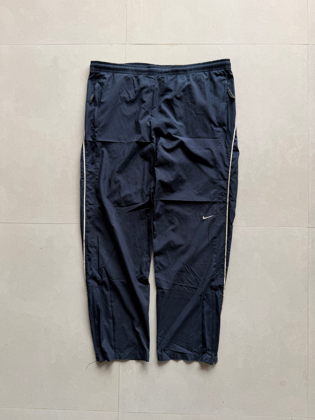 VINTAGE NIKE TRACK PANT9 - L