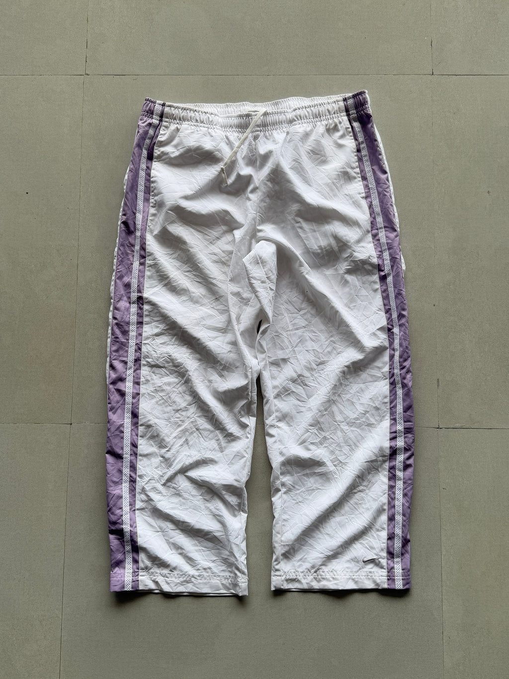 VINTAGE NIKE TRACK PANTS -