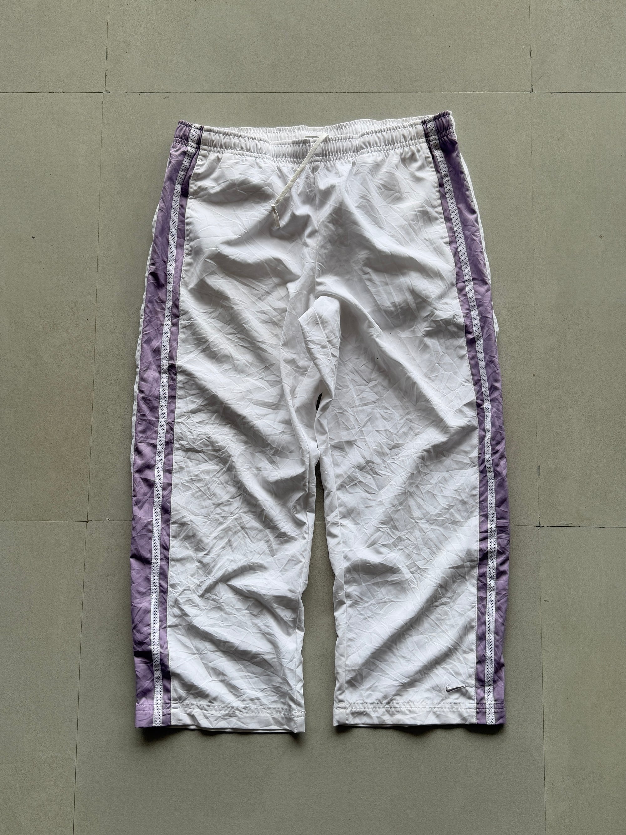VINTAGE NIKE TRACK PANTS -