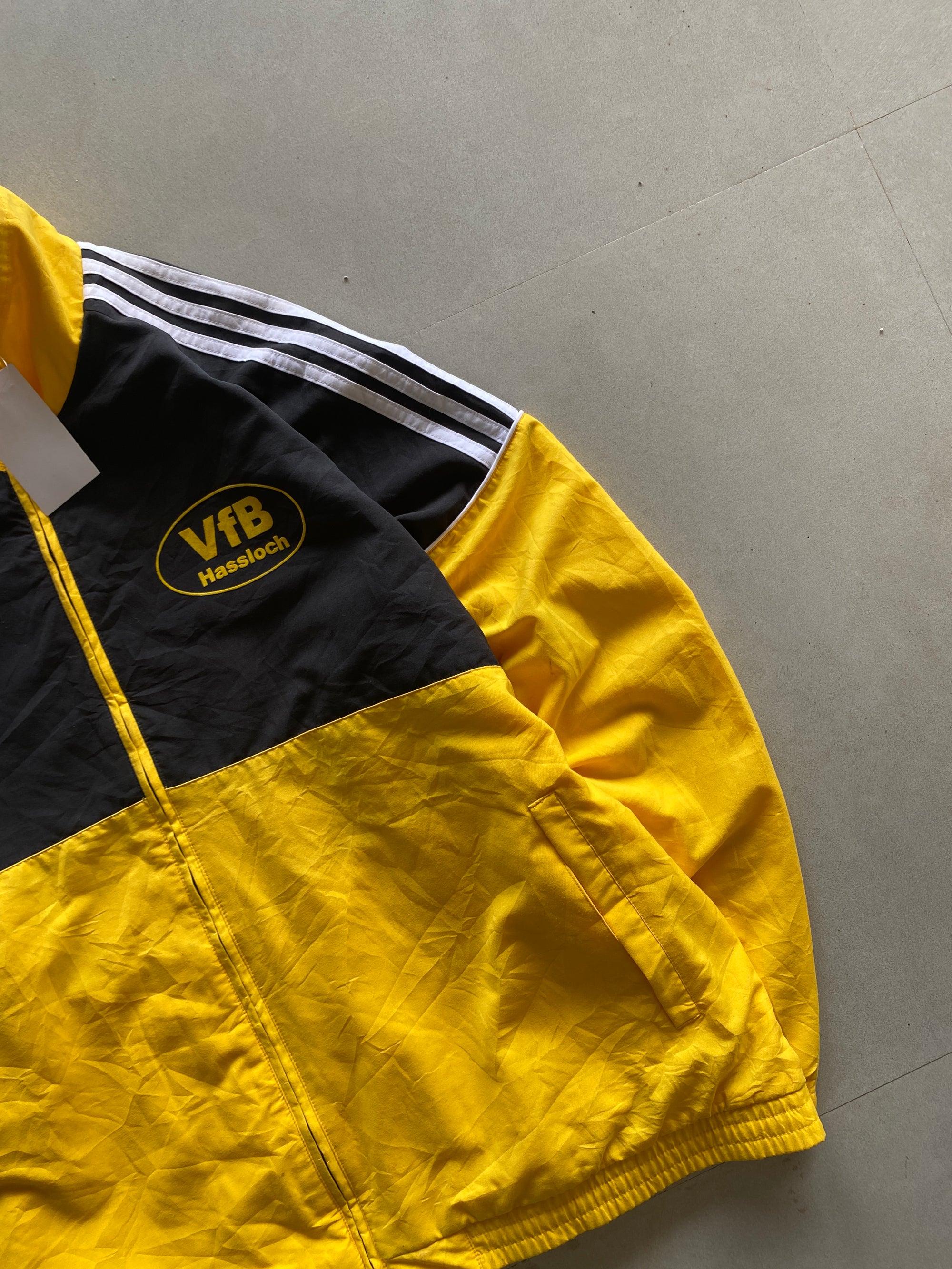 VINTAGE ADIDAS JACKET - XL