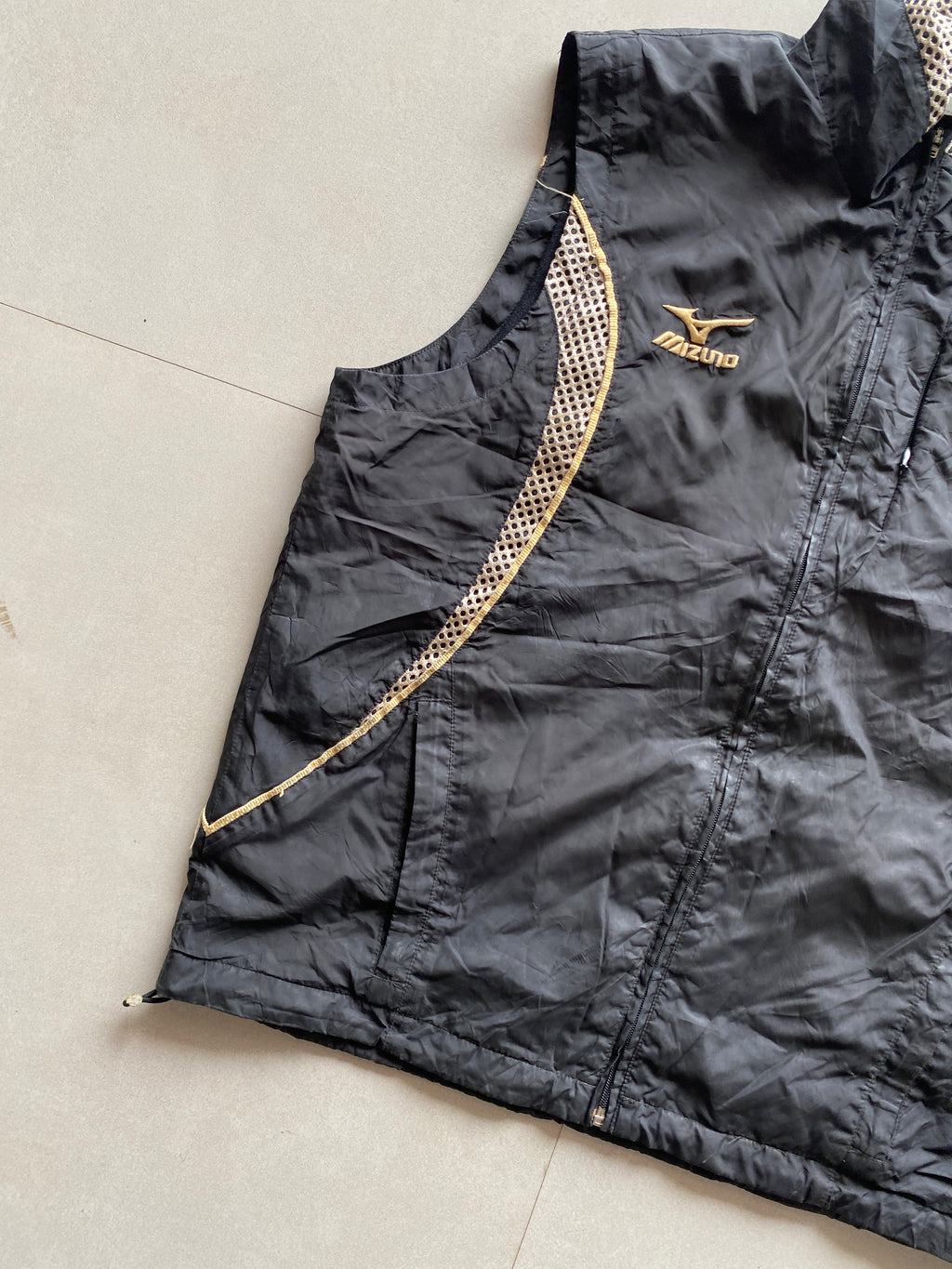 SLEEVELESS JACKET - L