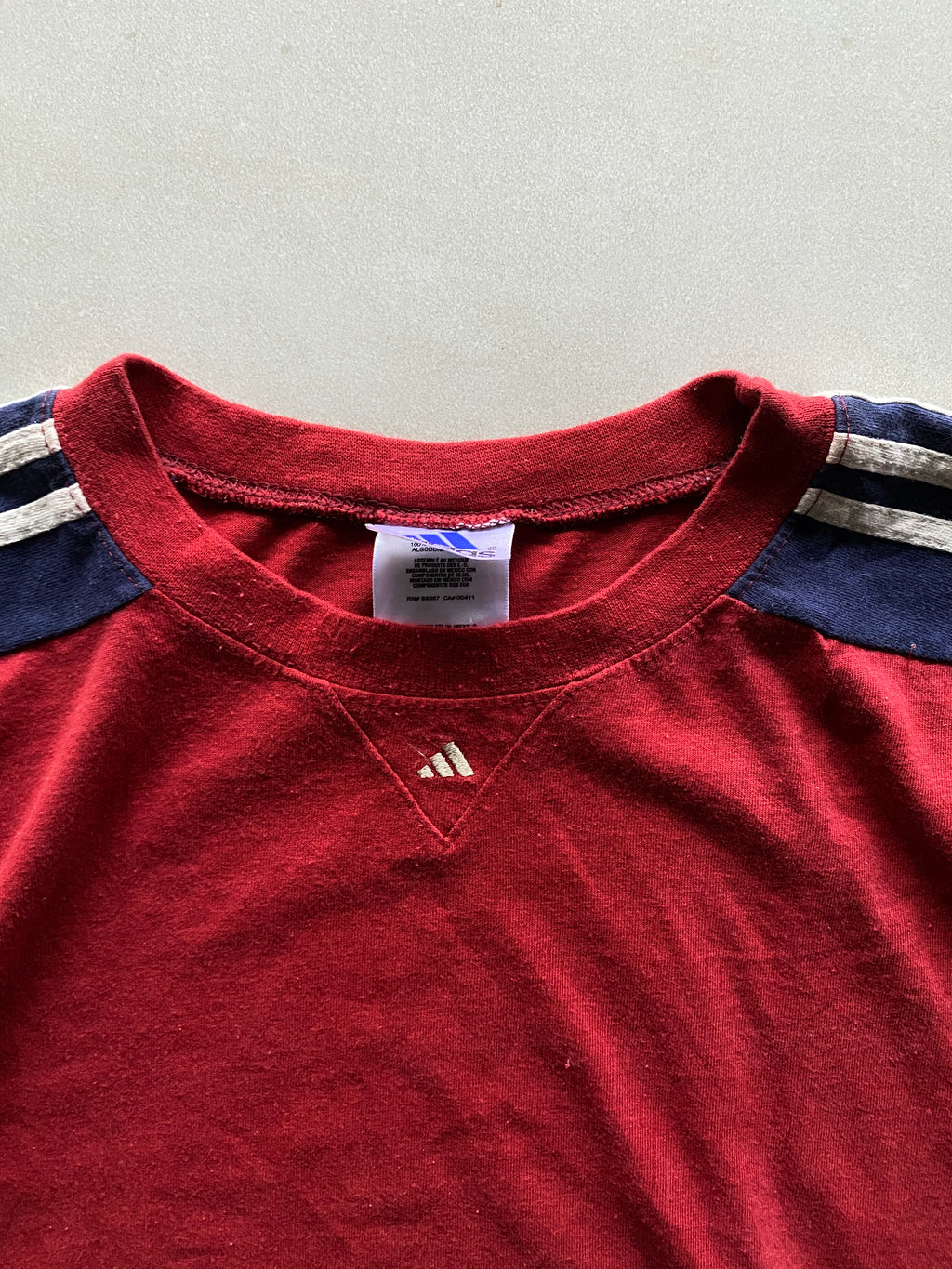 90s ADIDAS TEE - L