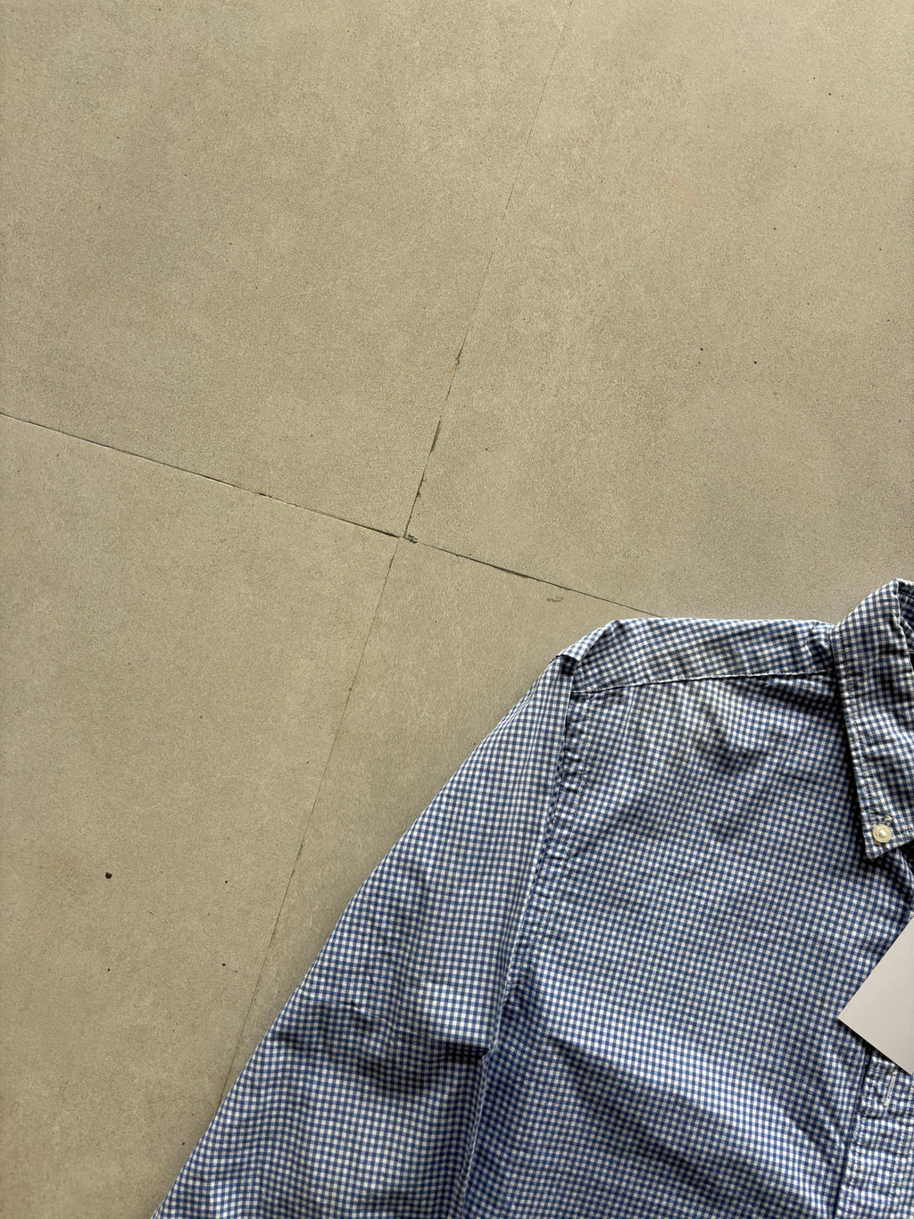 UNIQLO FORMAL CHECKERED SHIRT - M