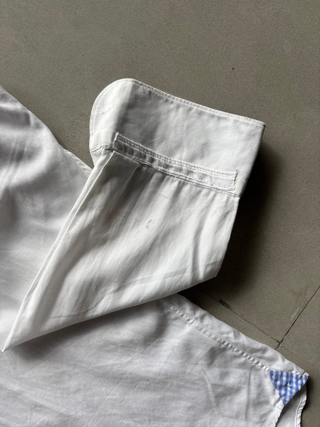 TOMMY HILFIGER WHITE FITTED SHIRT - L