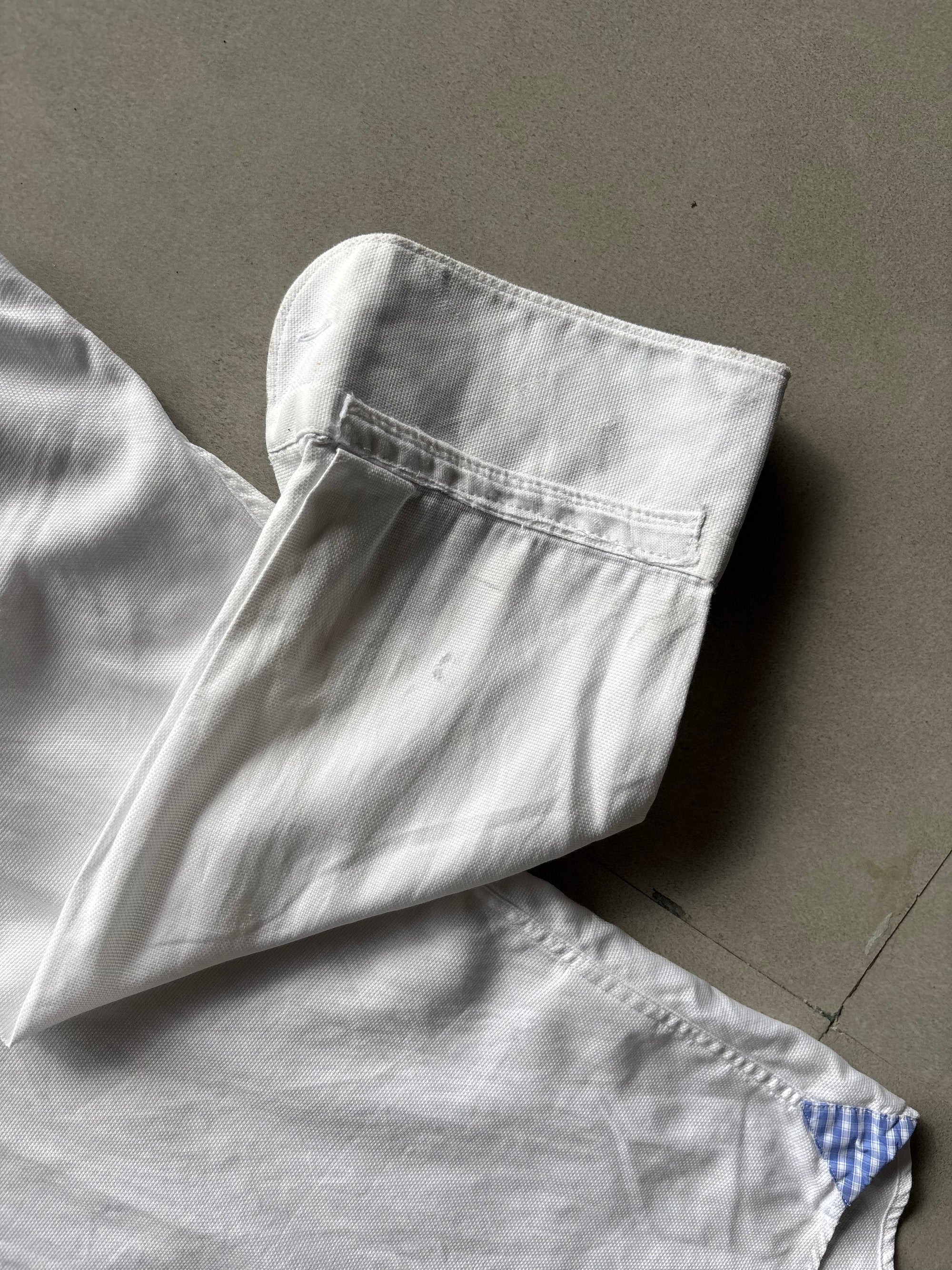 TOMMY HILFIGER WHITE FITTED SHIRT - L
